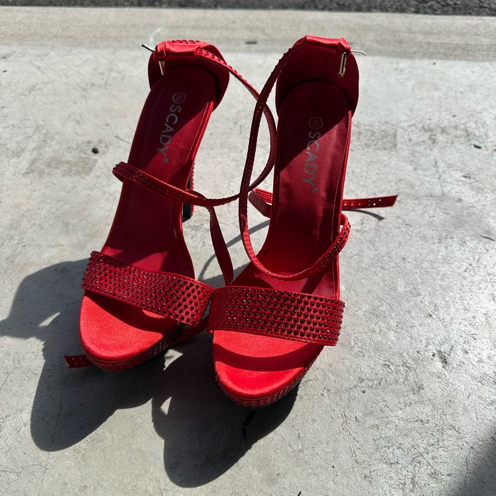Scady heels
